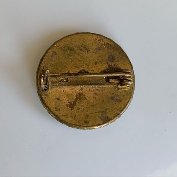 Vintage Floral Embroidered Needlepoint Brooch pin with Gold Trim cottage core - Picture 3 of 5